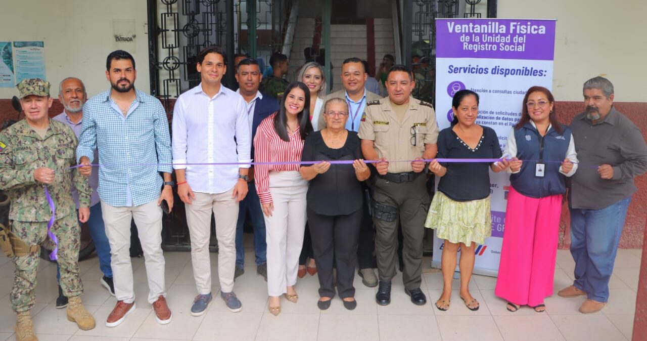 EN LA GOBERNACION DE MANABI SE IMPLEMENTA VENTANILLA FISICA DEL REGISTRO SOCIAL