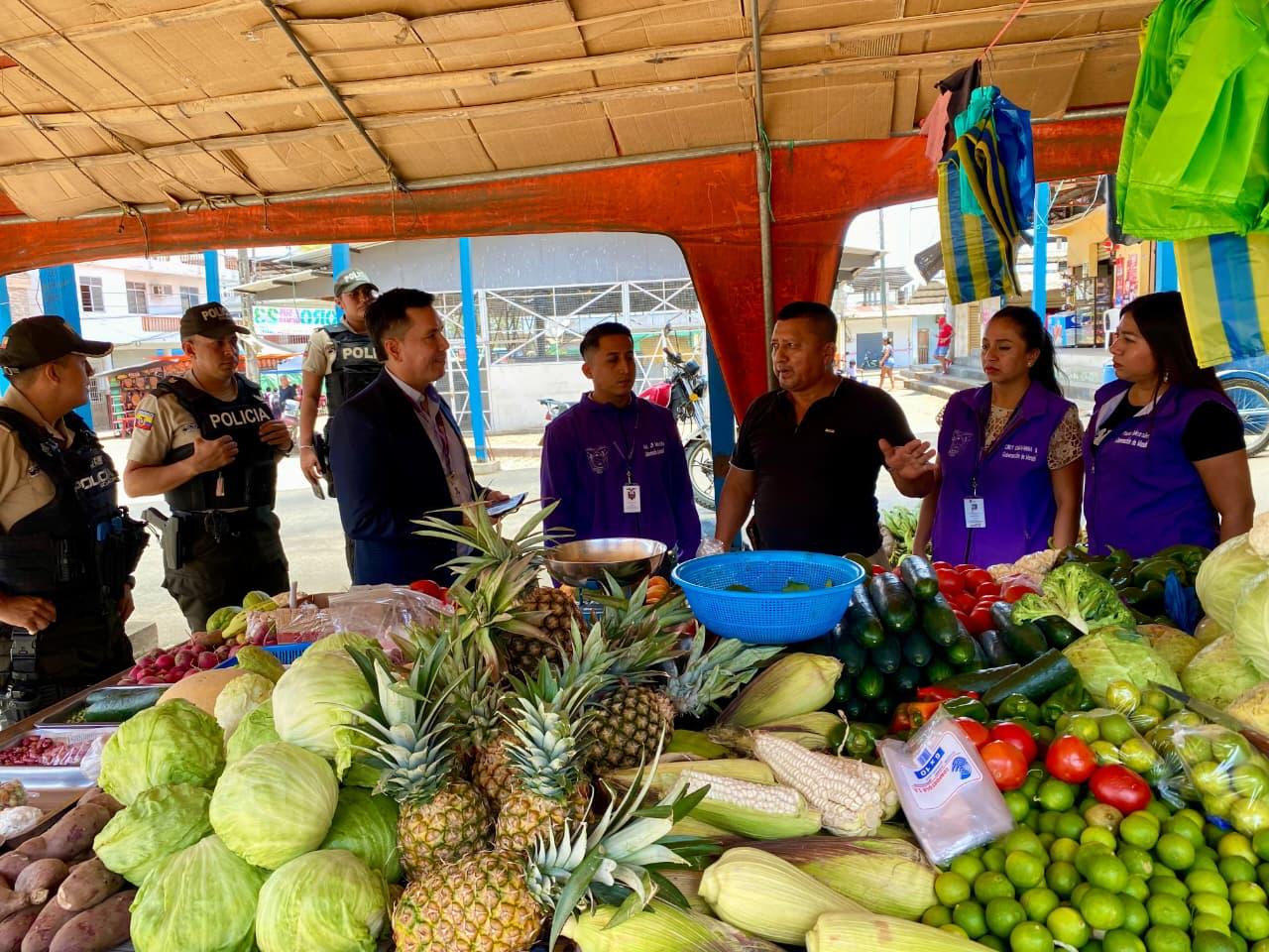 GOBERNACIÓN DE MANABÍ INTENSIFICA OPERATIVOS PARA EVITAR LA ESPECULACIÓN DE PRECIOS